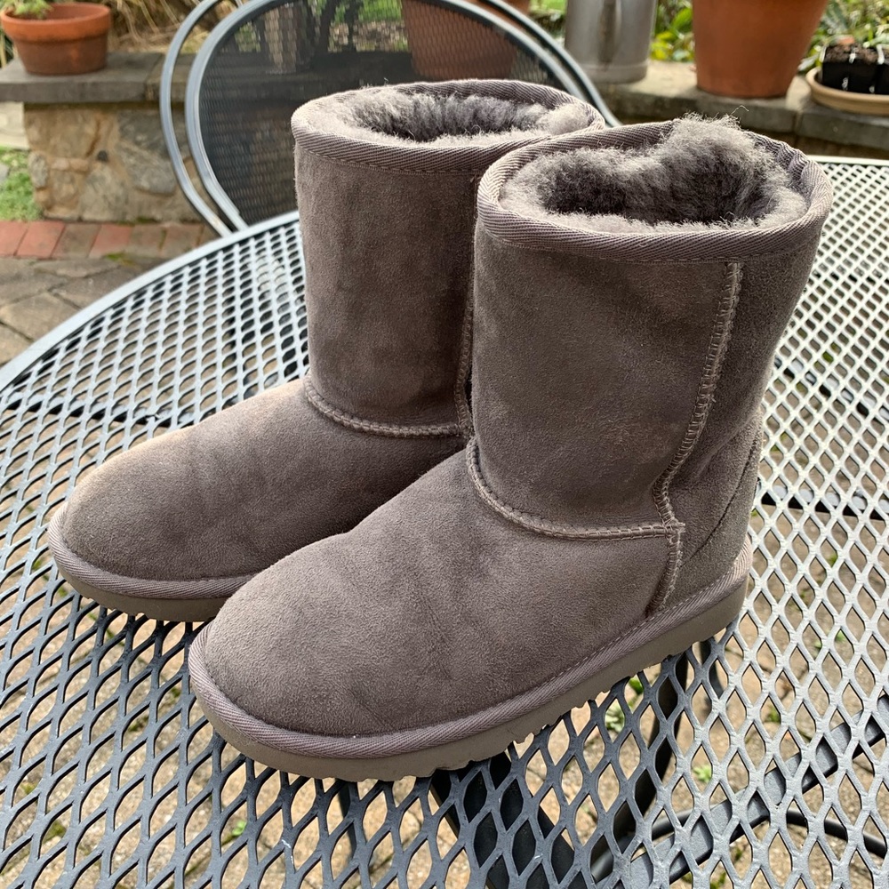 UGG Boots Kids Classic II Grey Size 2